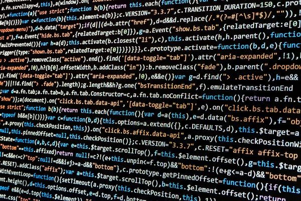Zalety kompleksowych systemów informatycznych dla biznesu